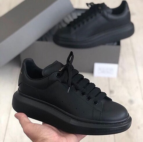 Alexsander mcqueen ithal
