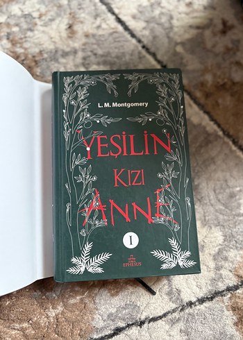 Yeşilin Kızı Anne Romanı