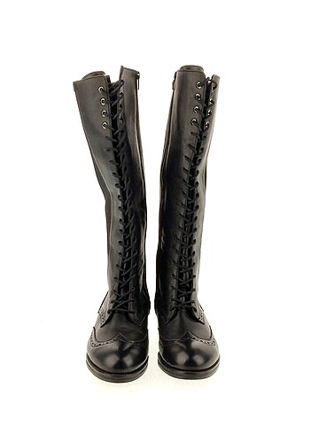 40 Beden Nine West Çizme %70 İndirimli.