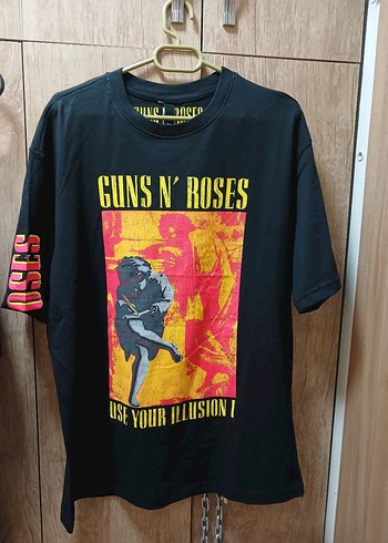 Guns N' Roses arkalı önlü baskılı T-shirt