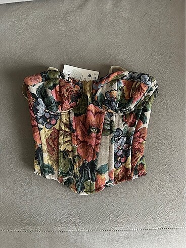 bershka korse