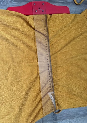 Sarı V Yaka Kısa Tulum - Görsel 3