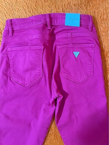 xs Beden pembe Renk Guess marka jean hiç kullanılmadı etiketli