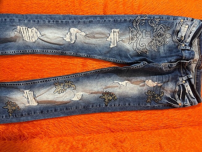 Roberto Cavalli Taşlı jeans hiç kullanılmadı