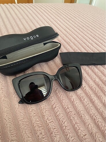 vogue güneş gözlüğü