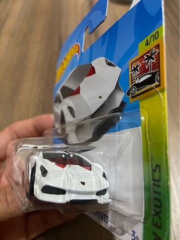 Beden Hot Wheels Lamborghini Sesto Elemento