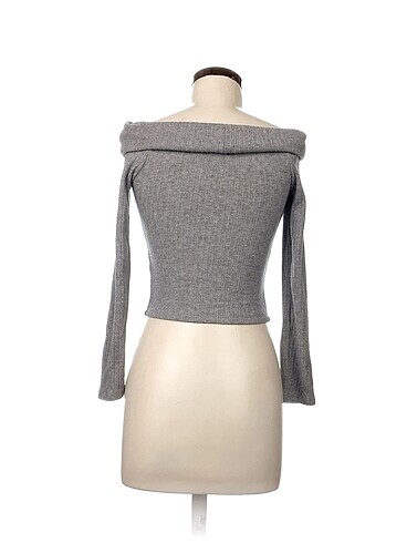 xs Beden Stradivarius Bluz %70 İndirimli.
