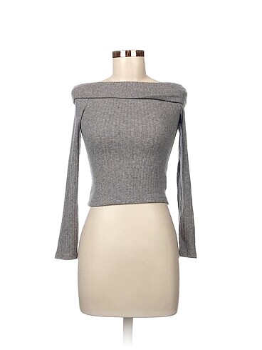 Stradivarius Bluz %70 İndirimli.