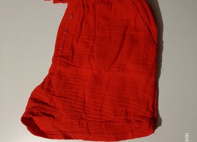 s Beden kırmızı Renk Lc waikiki, mini kırmızı şort 
