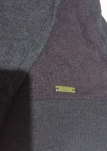 Düğmeli Gri Yün Erkek Kazak - Görsel 3