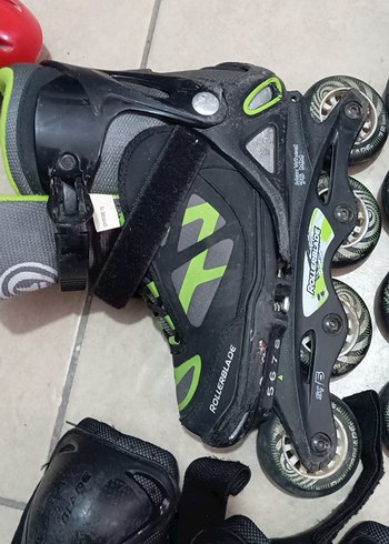 Yeşil Desenli Erkek Pateni ve Koruyucu Seti
36-40 olur - Görsel 4