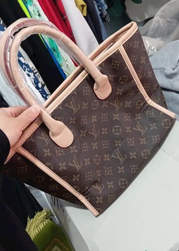 Kahverengi Zincir Detaylı Kadın Çanta sıfır üründür - Görsel 4