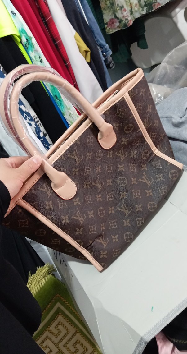 Kahverengi Zincir Detaylı Kadın Çanta sıfır üründür - Görsel 4