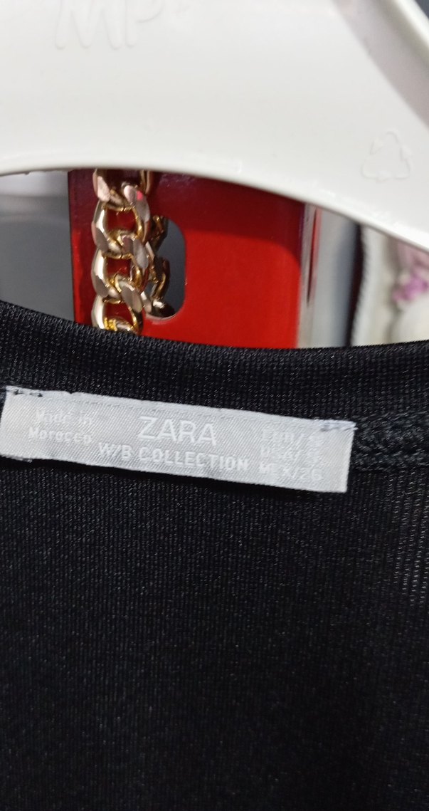 V Yaka Siyah Uzun Rahat Elbise - Görsel 4