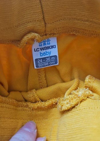 LC Waikiki Sarı Baskılı Erkek Çocuk Rahat Pantolon