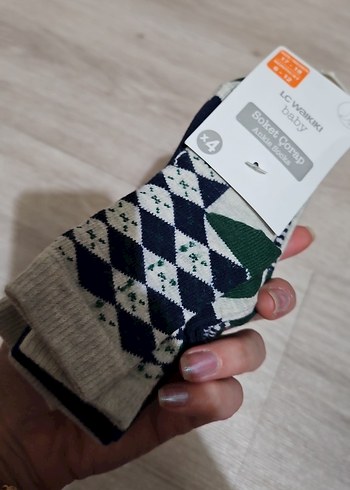 LC Waikiki Erkek Çocuk Çok Renkli Batik Desenli corap