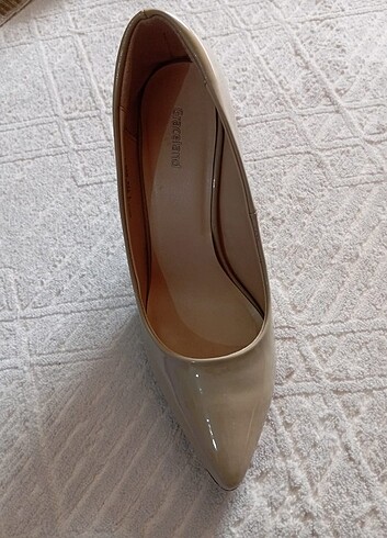 Diğer Stiletto 