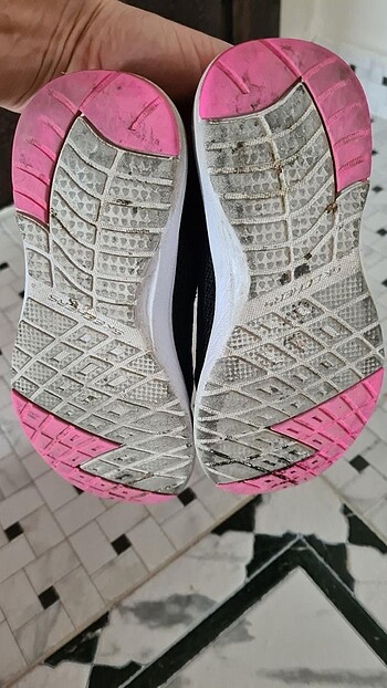 27 Beden siyah Renk #skechers #sporayakkabı