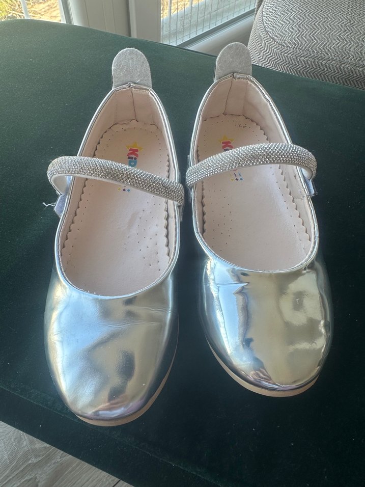 Kız Çocuk Parlak Altın Tokalı Babet - Görsel 2