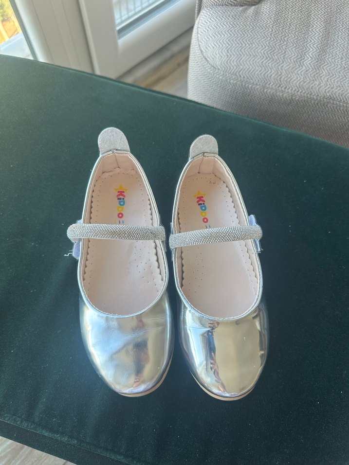 Kız Çocuk Parlak Altın Tokalı Babet - Görsel 4