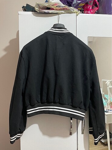m Beden Siyah crop hırka