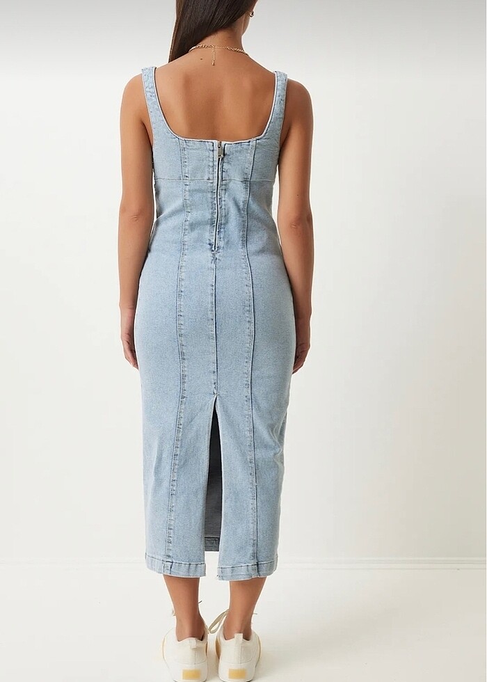 Yırtmaç Detaylı Kot Elbise - Görsel 2