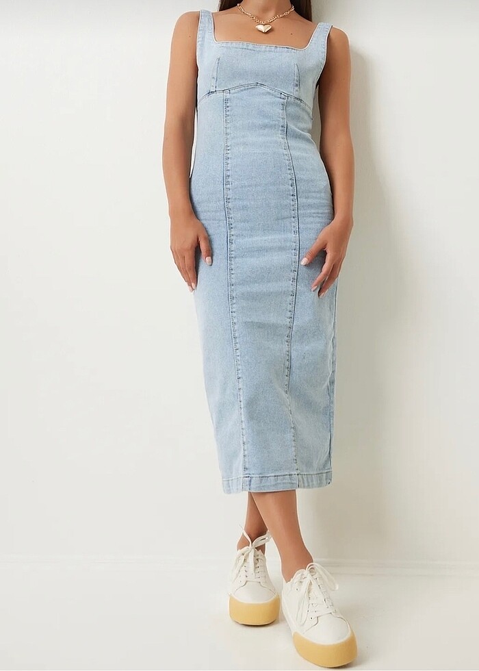 Yırtmaç Detaylı Kot Elbise - Görsel 4