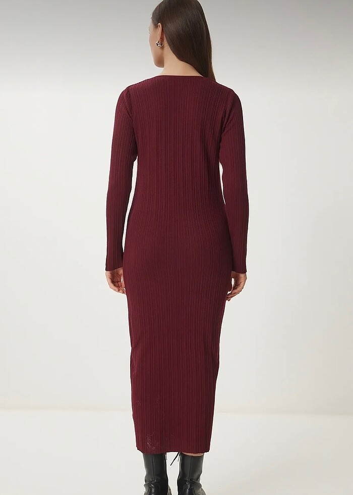 Bordo Elbise - Görsel 3