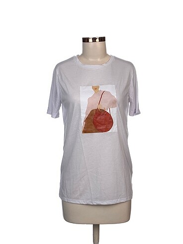 Koton T-shirt %70 İndirimli.