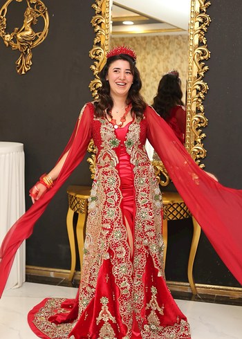 Uzun Kollu Kırmızı Straplez Hint Kına Elbisesi - Görsel 2