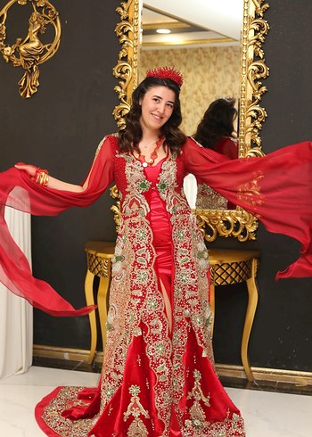 Uzun Kollu Kırmızı Straplez Hint Kına Elbisesi - Görsel 3