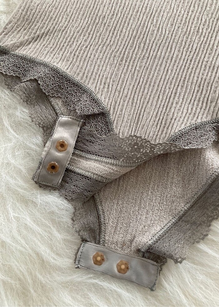 Urban Outfitters Bodysuit - Görsel 3