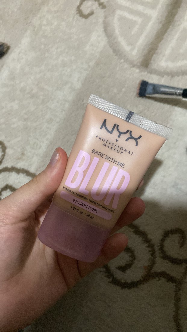 NYX Bare With Me Blur BB Krem 03 Light Ivory - Görsel 2