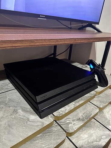 PLAYSTATION 4 PRO (PS4 PRO) ACIL!