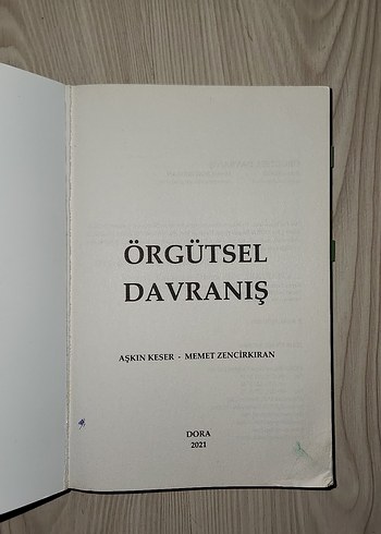 Beden Renk Örgütsel Davranış - Aşkın Keser & Memet Zencirkıran