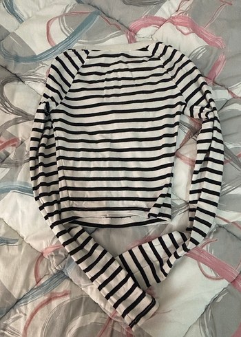 Çizgili V Yaka Pamuklu Kadın Crop - Görsel 3