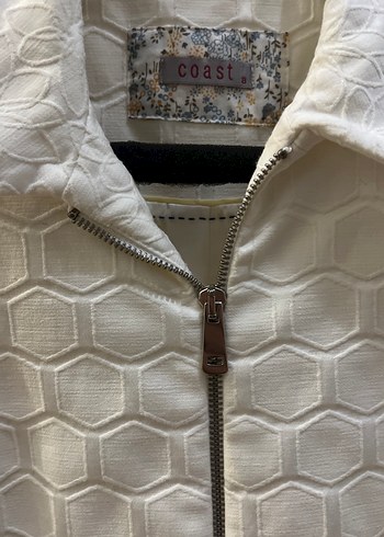 Beyaz İşlemeli Midi Kadın Kaban - Görsel 3