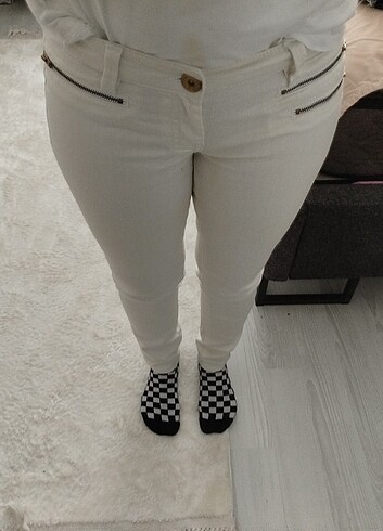 s Beden Twist Beyaz Pantalon