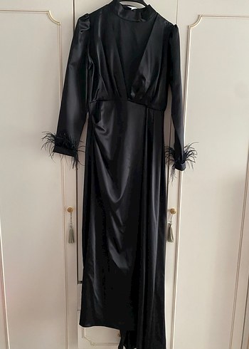 Siyah Parlak Kemerli Uzun Kadın Abiye Elbise - Görsel 2