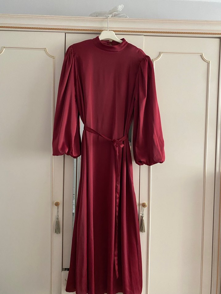 Bordo Uzun Saten Elbise Drapeli - Görsel 2