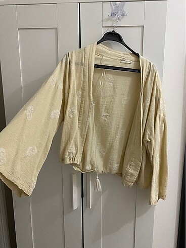 Pull and Bear kimono
