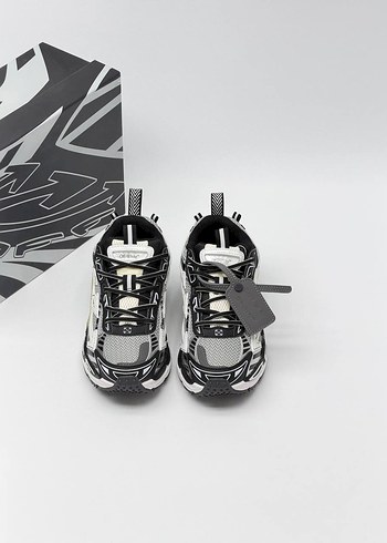 Off-White Siyah Beyaz Bagcikli Sneaker