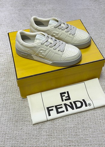 Fendi Ekru Deri Sneaker