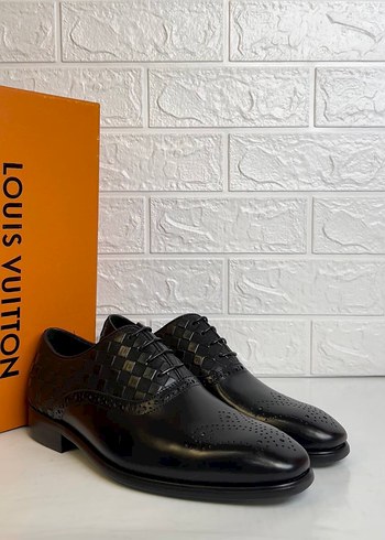 Louis Vuitton Siyah Deri Brogue Ayakkabi