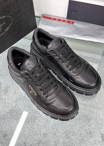Prada Siyah Deri Sneaker