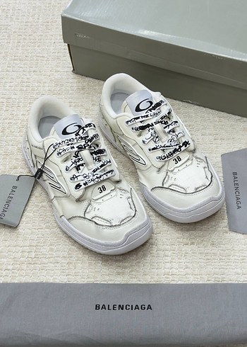 Balenciaga Beyaz Sneaker