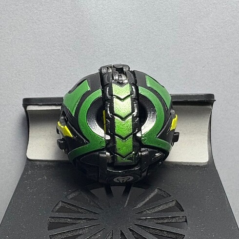  Bakugan Dharak