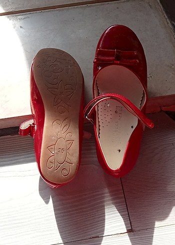 Kız Çocuk Kırmızı Tokalı Babet Ayakkabı - Görsel 2