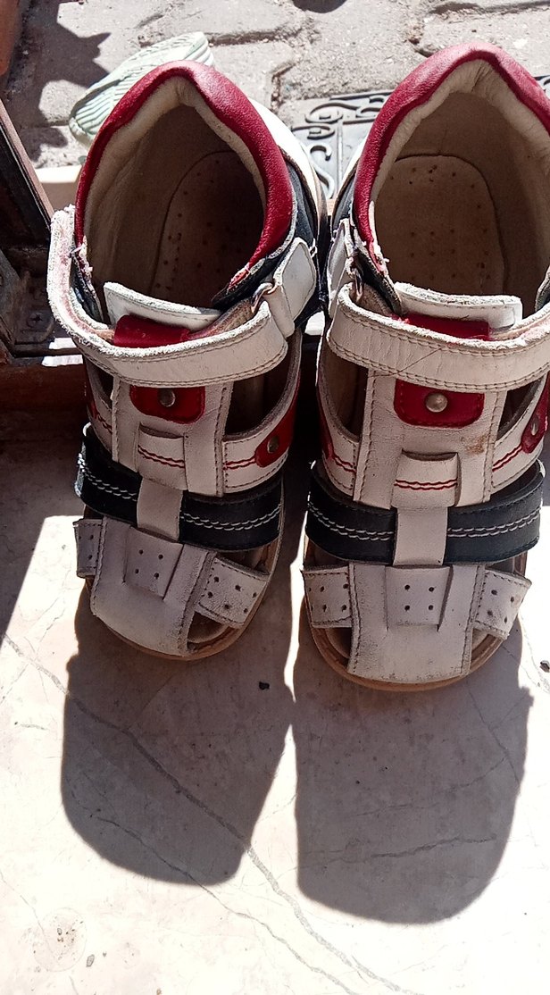 Cırtcırtlı Kırmızı-Beyaz Erkek Terlik - Görsel 2