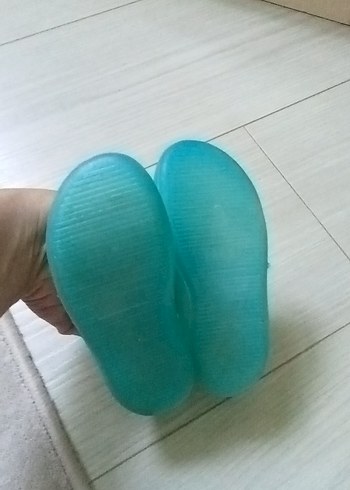 Erkek Çocuk Şeffaf Mavi Terlik - Görsel 2